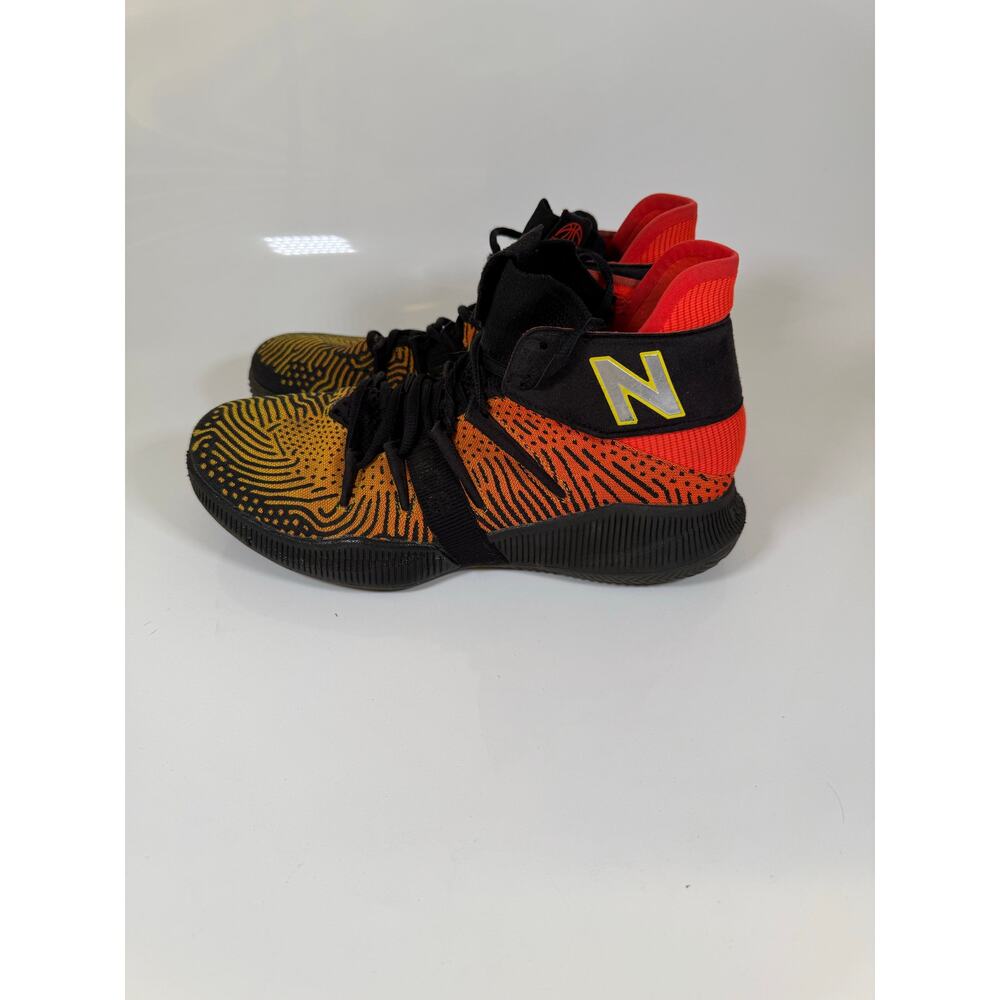 New Balance OMN1S Low FuelCell Basketball Shoes Mens Size 8 Red Orange Black